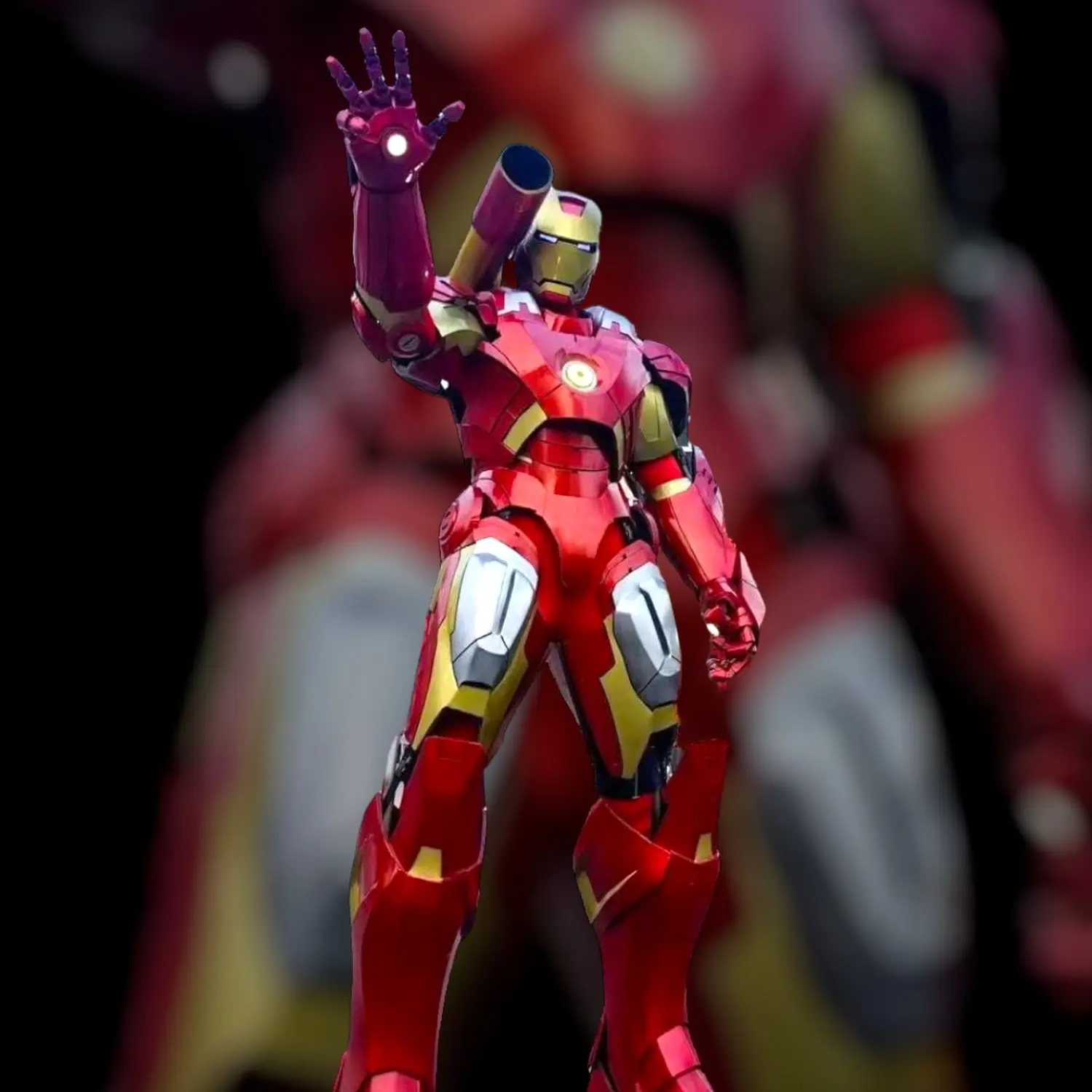 Eine Figur der Iron Man Mark VII-Rüstung von Maxiland Event